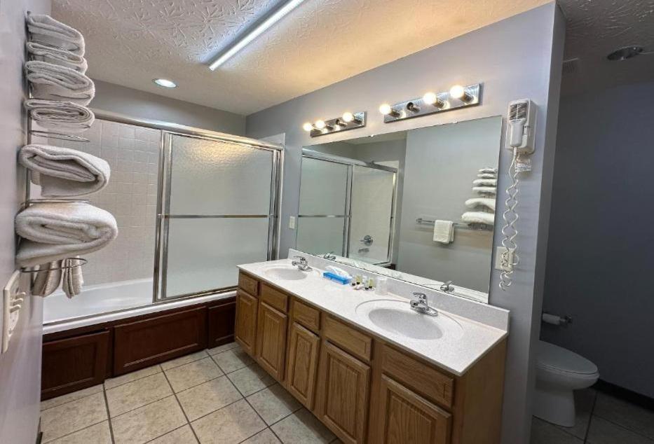 Fairway Inn Florence Indiana Экстерьер фото