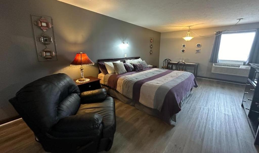 Fairway Inn Florence Indiana Экстерьер фото